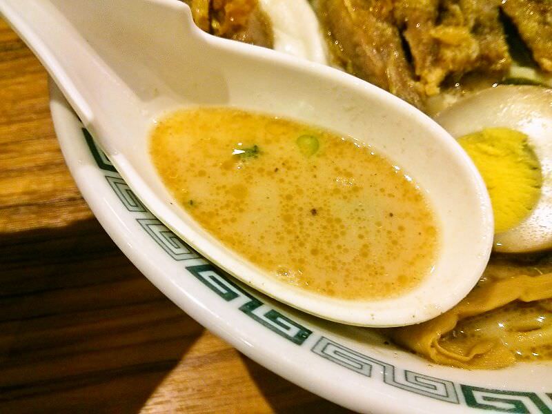 桂花ラーメン本店_スープ