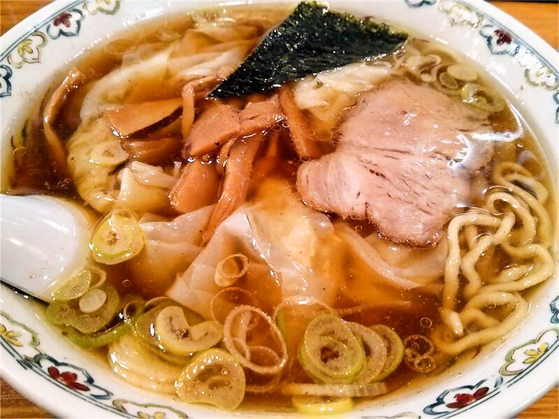 荻窪中華そば春木屋-わんたん麺.jpg 荻窪中華そば春木屋 わんたん麺