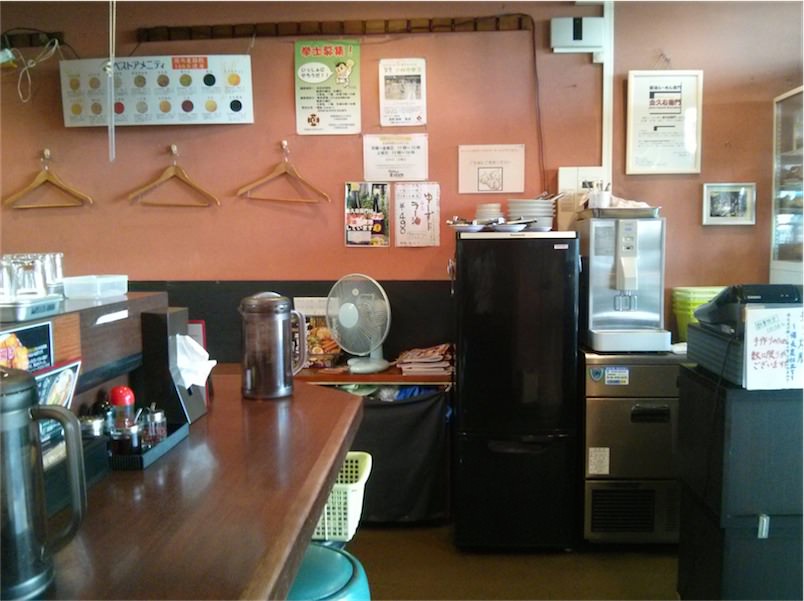 金久右衛門 本店-ニンニク置き場.jpg 金久右衛門 本店 ニンニク置き場