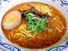 天さんラーメン｜熊本県熊本市｜勝カレーとラーメンセット