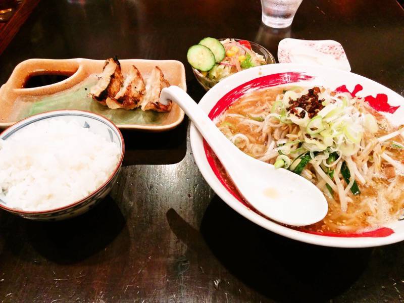 柿の木熊本本店-柿の木らぁめん黒豚ぎょう白ごはんセット.jpg 柿の木熊本本店 柿の木らぁめん黒豚ぎょう白ごはんセット
