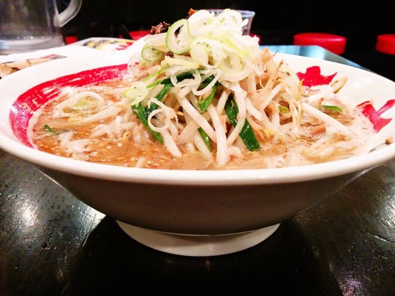 柿の木熊本本店-柿の木らぁめん横から.jpg 柿の木熊本本店 柿の木らぁめん横から
