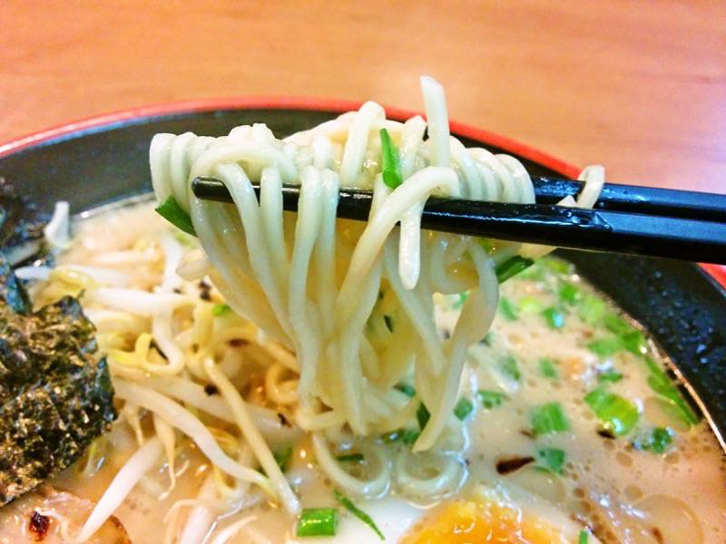 豚骨火山ラーメン-リフトアップ.jpg 豚骨火山ラーメン リフトアップ