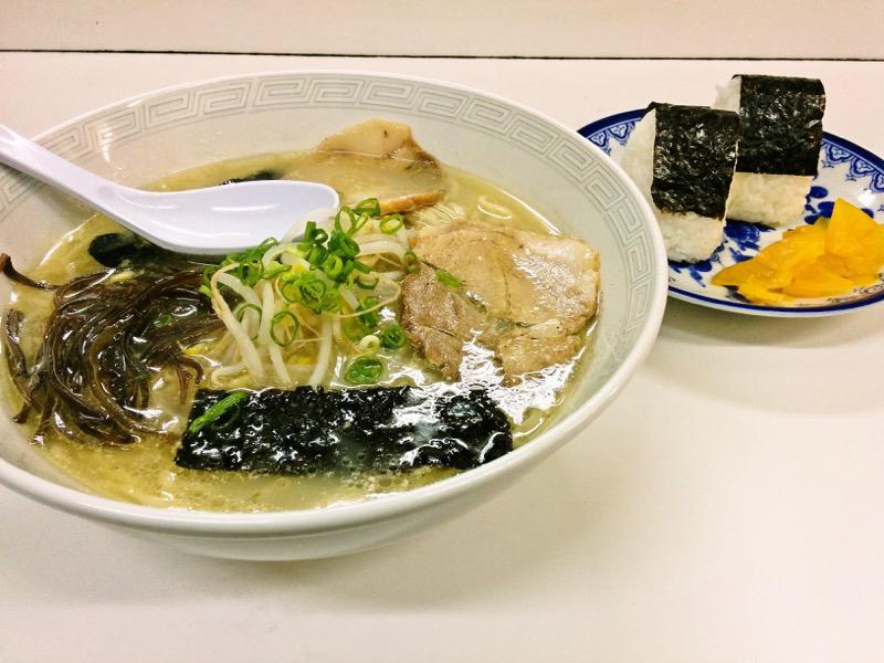 くまラーメン-くまラーメンとおにぎり.jpg くまラーメン くまラーメンとおにぎり