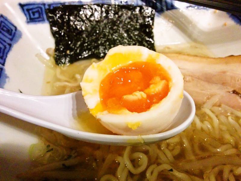 けんだま-煮玉子の中身.jpg けんだま 煮玉子の中身