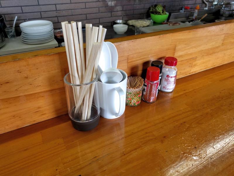 らーめん氷龍-調味料.jpg らーめん氷龍 調味料