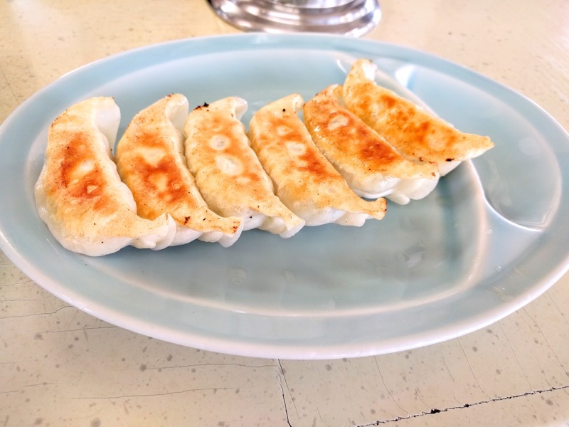 万里 ギョーザ