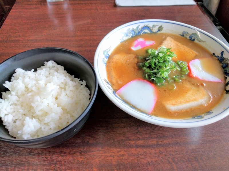 山為食堂 中華そばとライス