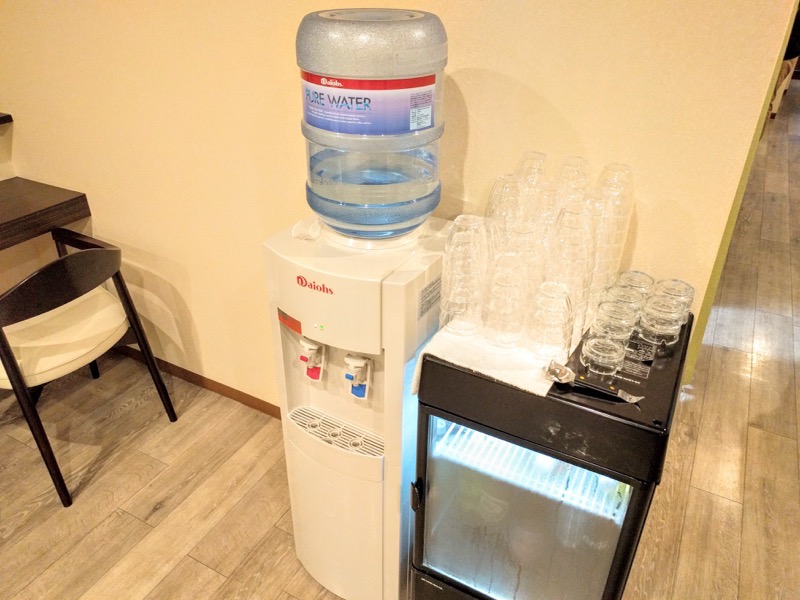 m2らうめん-ウォーターサーバー.jpg M2らうめん ウォーターサーバー
