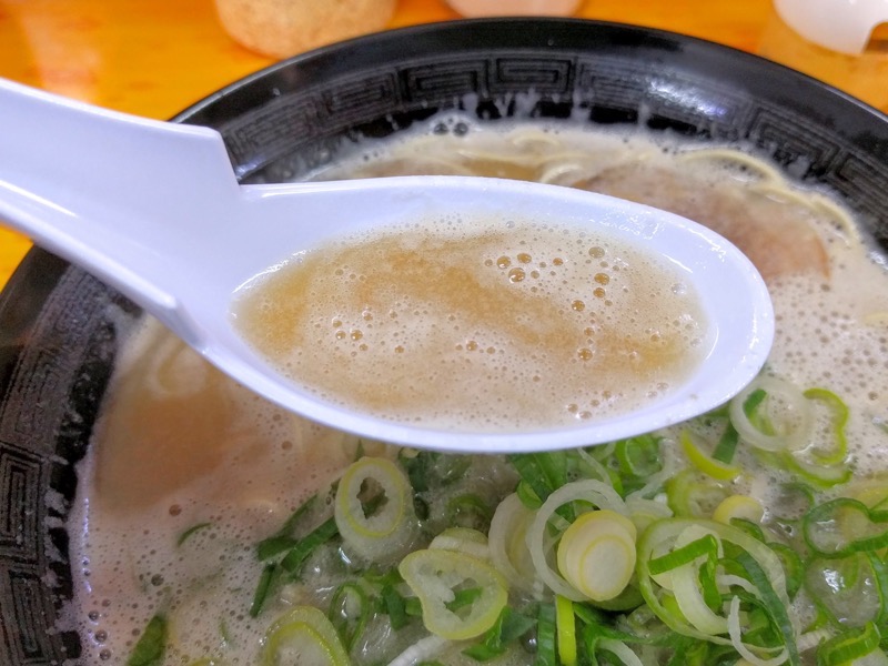 長浜ナンバーワン長浜店-スープ.jpg 長浜ナンバーワン長浜店 スープ