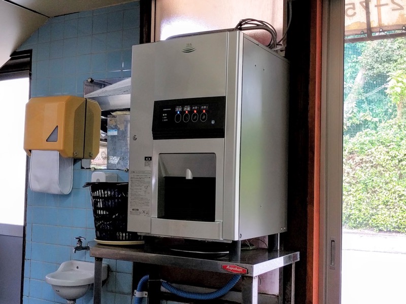 沖食堂-ウォーターサーバー.jpg 沖食堂 ウォーターサーバー
