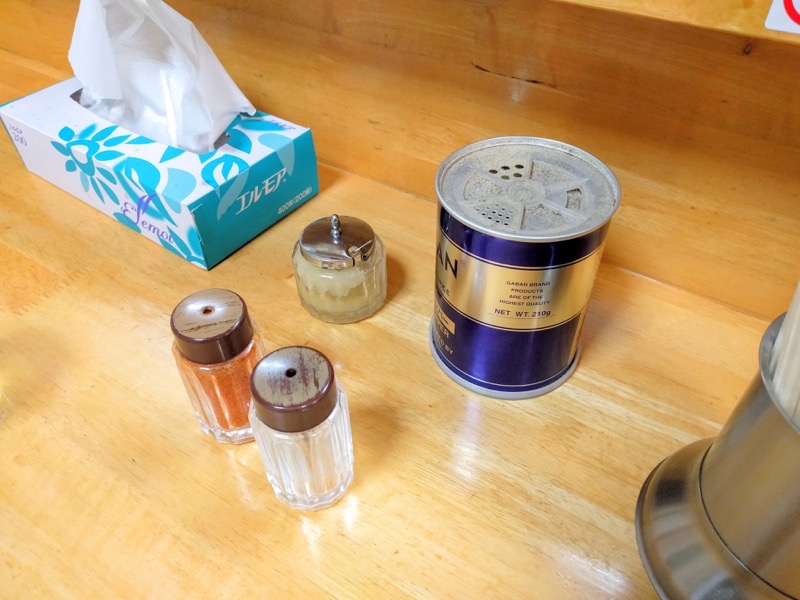 サッポロラーメン蔵-調味料.jpg サッポロラーメン蔵 調味料