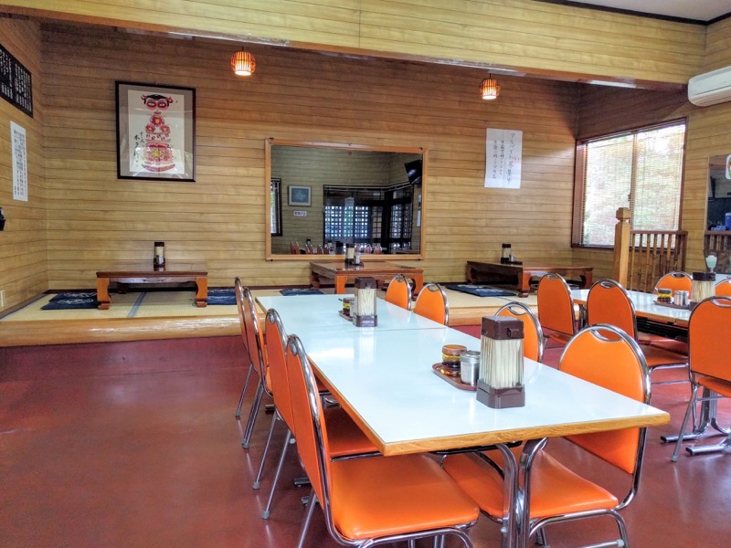 手打中華すずき お座敷