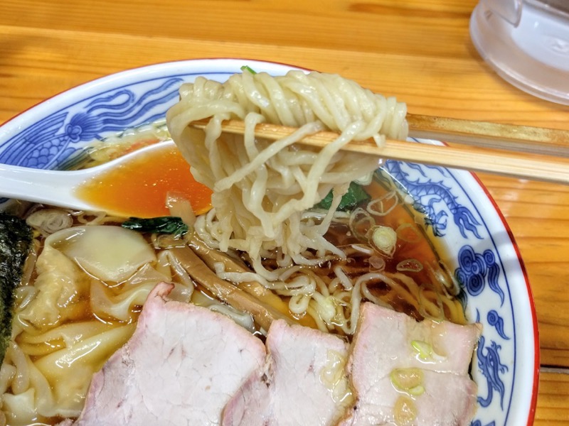 とら食堂 リフトアップ