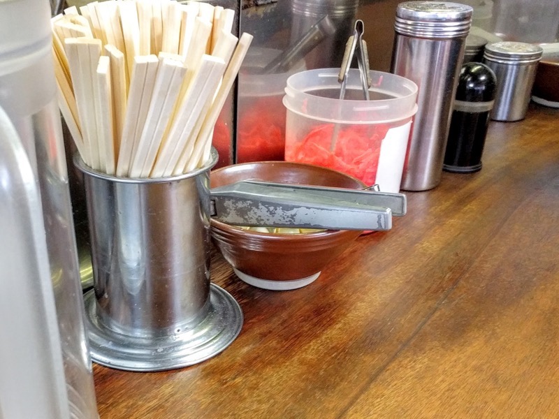 ふくちゃんラーメン-調味料3.jpg ふくちゃんラーメン 調味料3