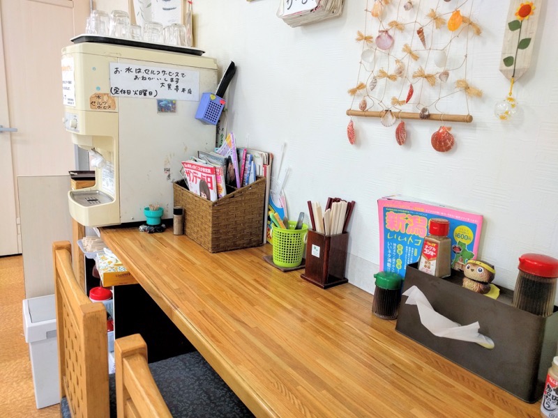 大黒亭本店-カウンター席.jpg 大黒亭本店 カウンター席