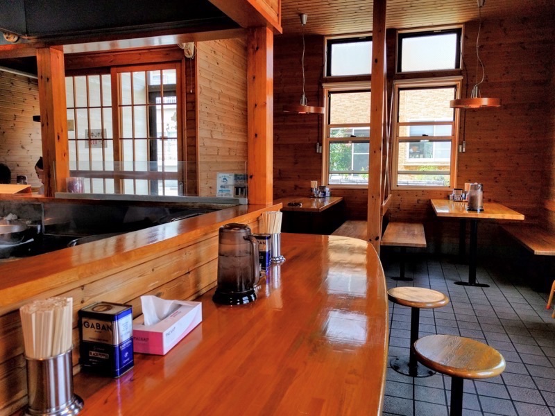 かわら-カウンター席1.jpg かわら カウンター席1