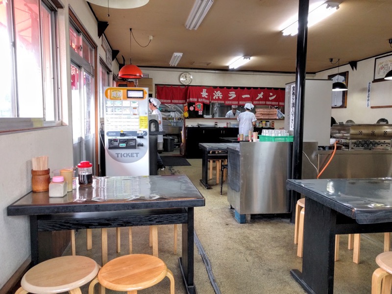 長浜ラーメン福重家-内観2.jpg 長浜ラーメン福重家 内観2