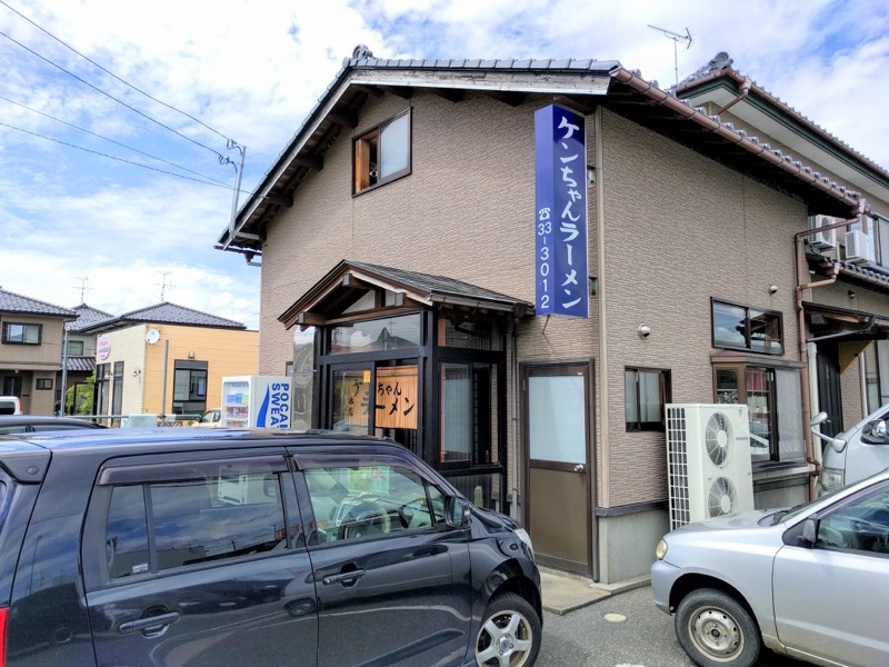 ケンちゃんラーメン酒田本店-外観1.jpg ケンちゃんラーメン酒田本店 外観1