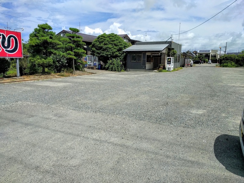 こまどり-駐車場.jpg こまどり 駐車場