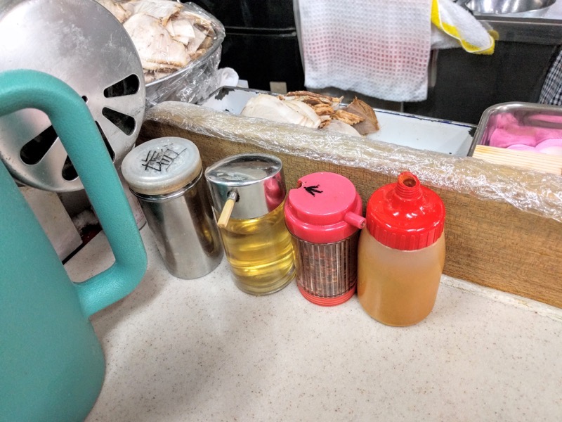 天神そば-調味料1.jpg 天神そば 調味料1