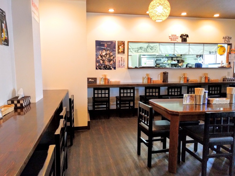 麺や玄 カウンター席