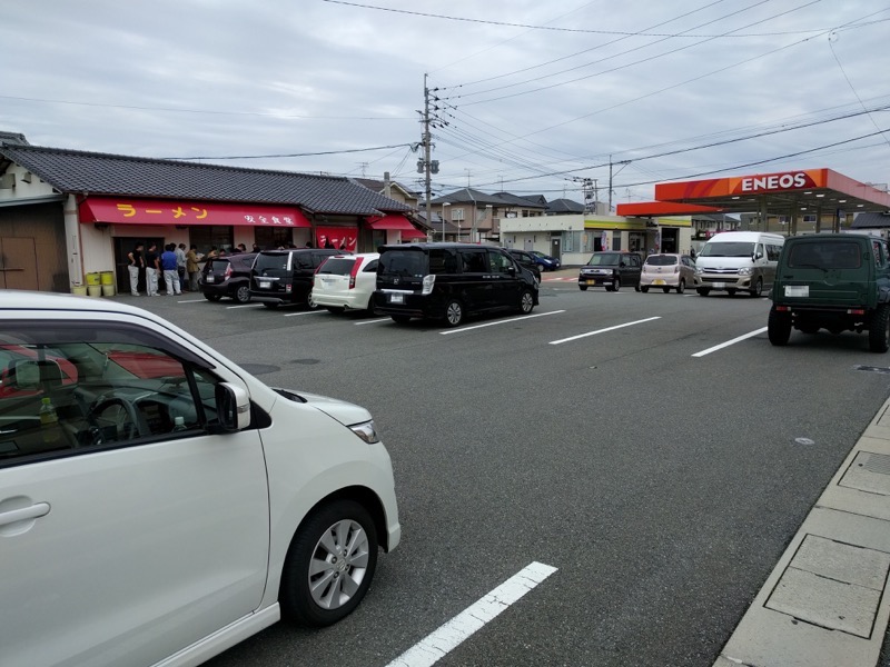 安全食堂-駐車場.jpg 安全食堂 駐車場