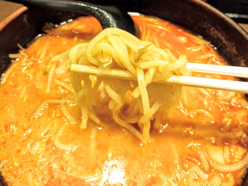 柳家フェザン店 リフトアップ２