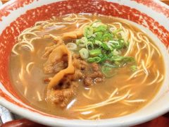 麺王 徳島駅前本店−徳島ラーメン