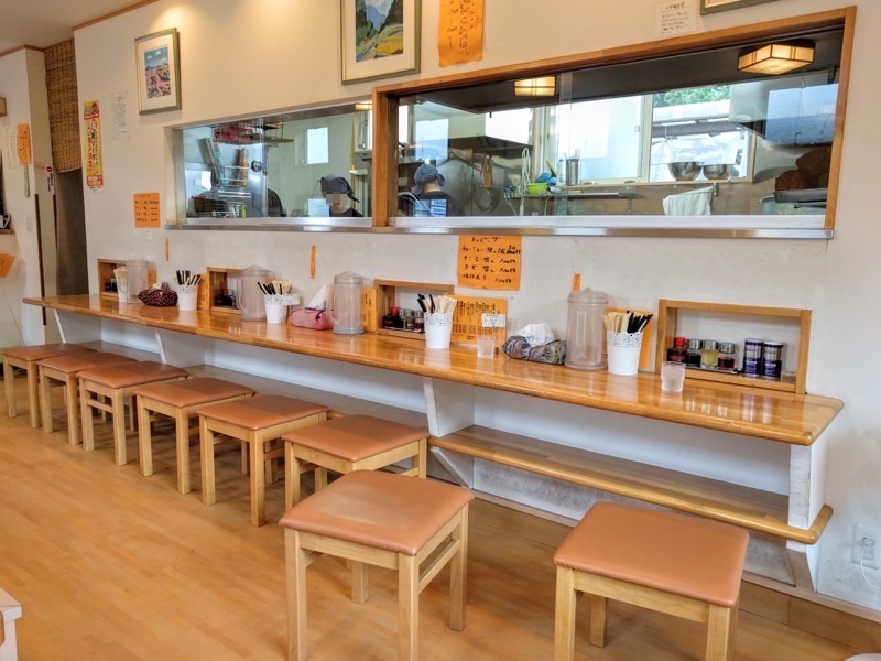 おり久-カウンター席.jpg おり久 カウンター席