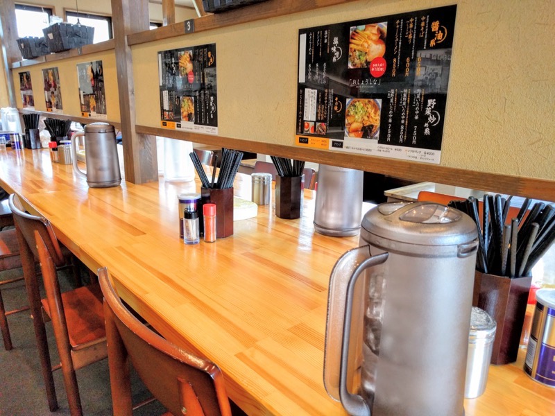 やまとや山大前店-カウンター席.jpg やまとや山大前店 カウンター席