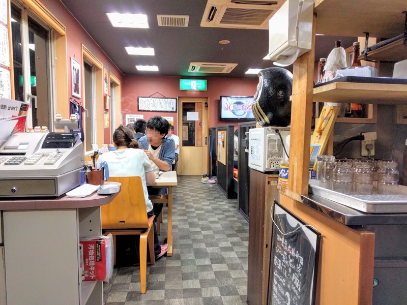 気むずかし家-テーブル席.jpg 気むずかし家 テーブル席