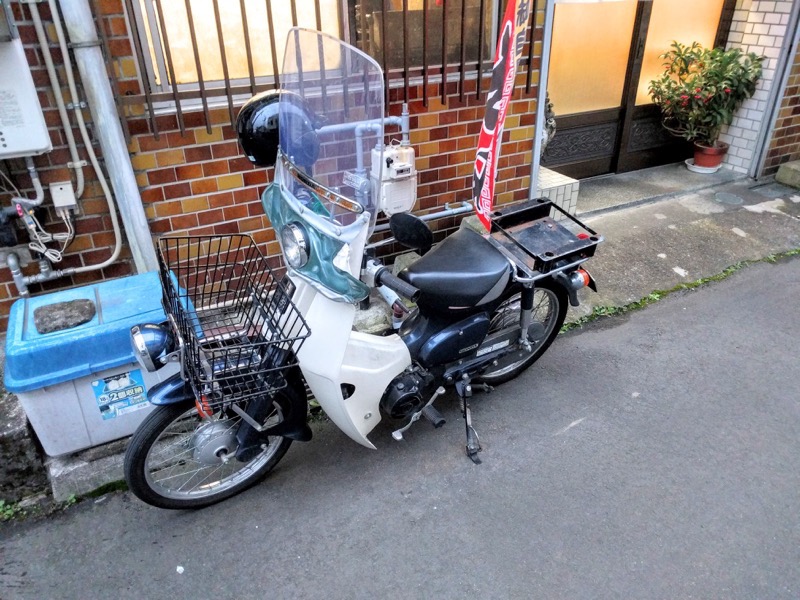 茶釜本店-バイク.jpg 茶釜本店 バイク