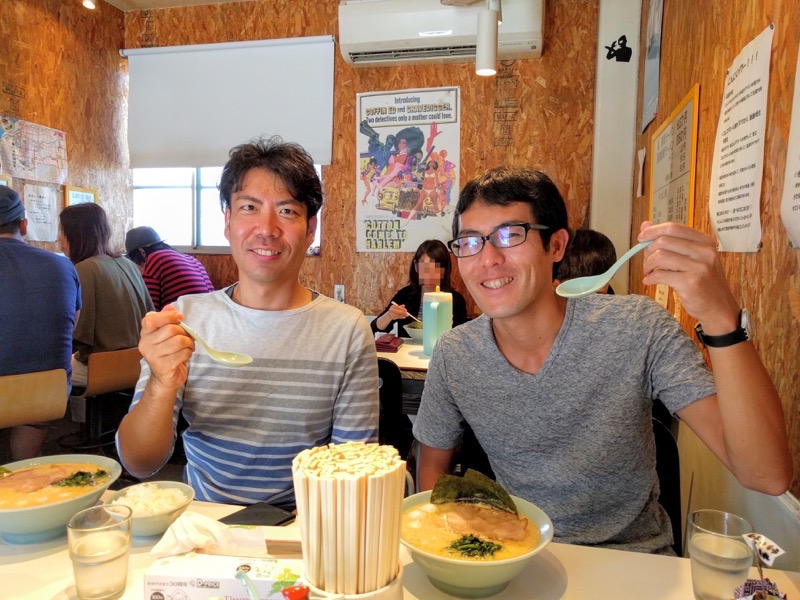 丸花 花 和歌山県和歌山市 塩豚骨ラーメン 岩下雄一郎のラーメンブログ