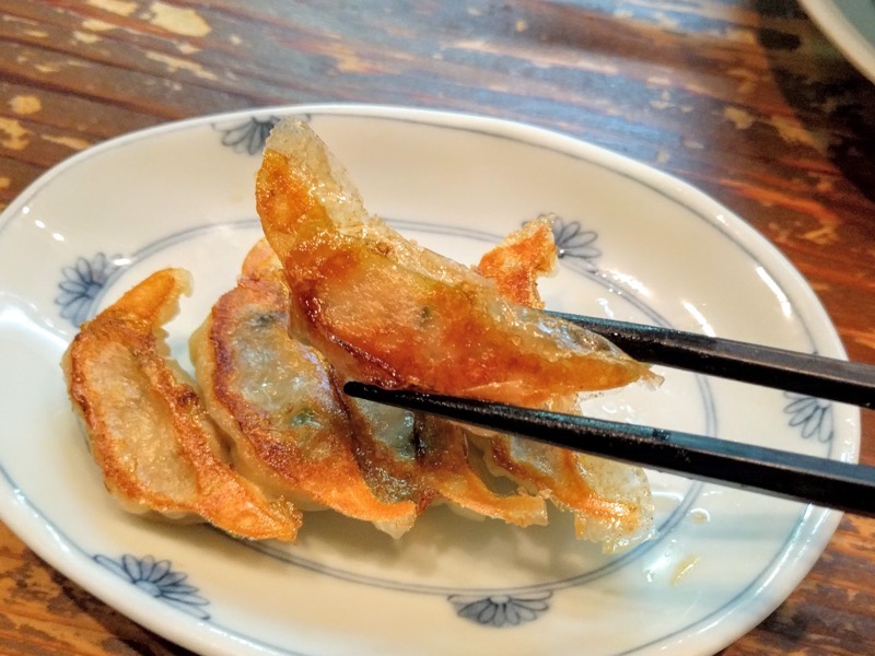 大砲ラーメン本店-ぎょうざリフトアップ.jpg 大砲ラーメン本店 ぎょうざリフトアップ