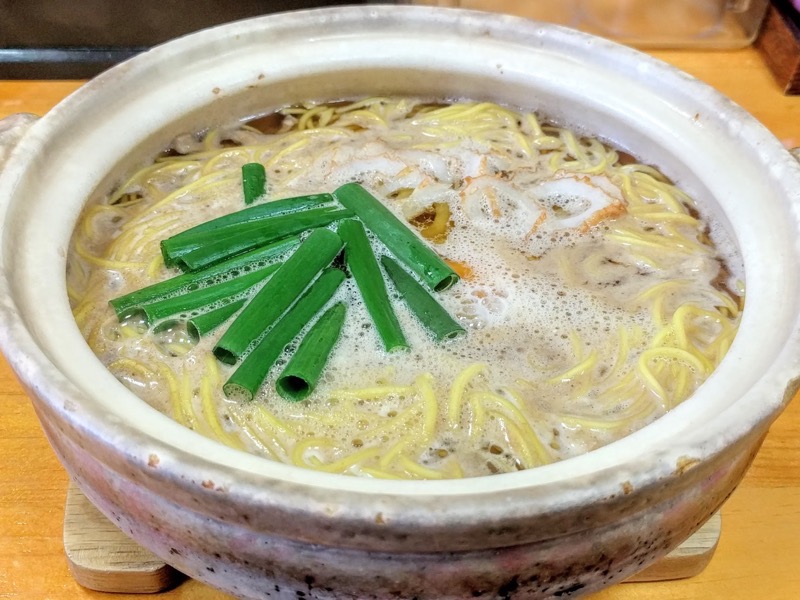 千秋 鍋焼きラーメン大