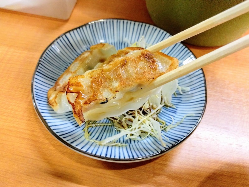 赤のれん和亭 16餃子リフトアップ