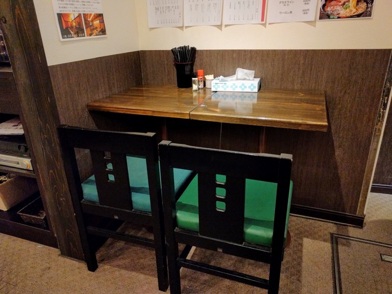 麺屋 おか田-09カウンター席.jpg 麺屋 おか田 09カウンター席