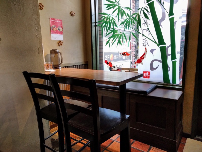 てしお安政町店-07テーブル席1.jpg てしお安政町店 07テーブル席1