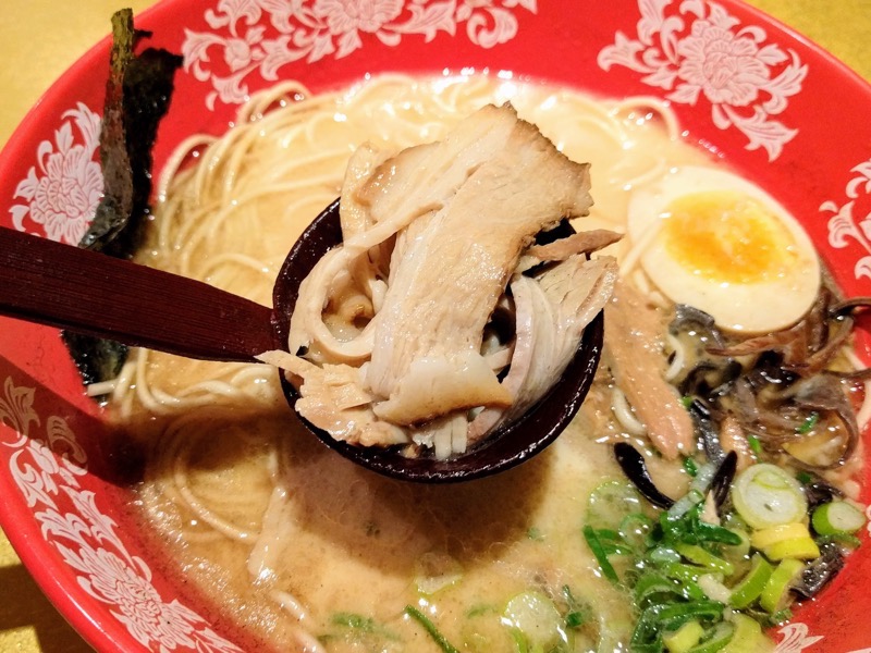 黄金ラーメン-19チャーシュー.jpg 黄金ラーメン 19チャーシュー