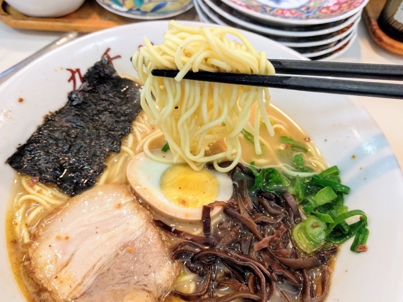 ラーメン角萬-15リフトアップ.jpg ラーメン角萬 15リフトアップ