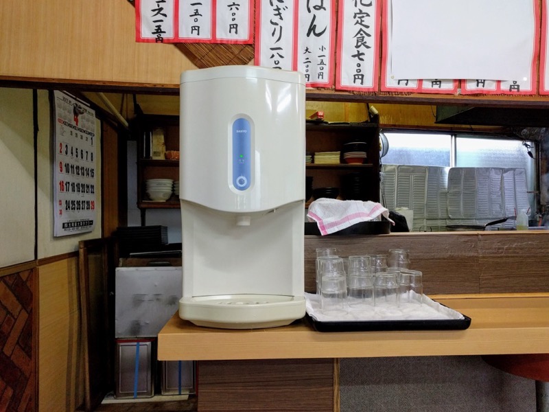 08ウォーターサーバー.jpg 08ウォーターサーバー