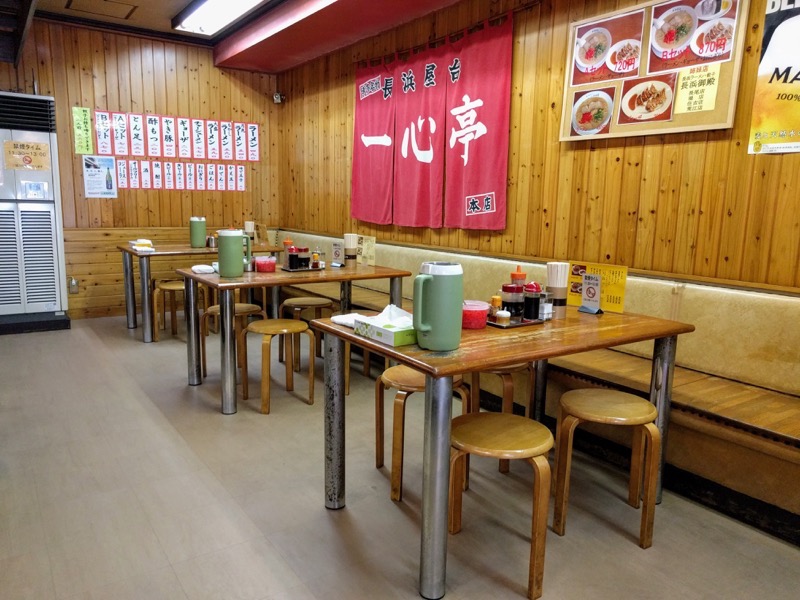 05テーブル席