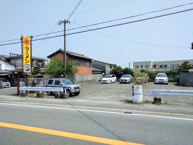 06駐車場.jpg 06駐車場