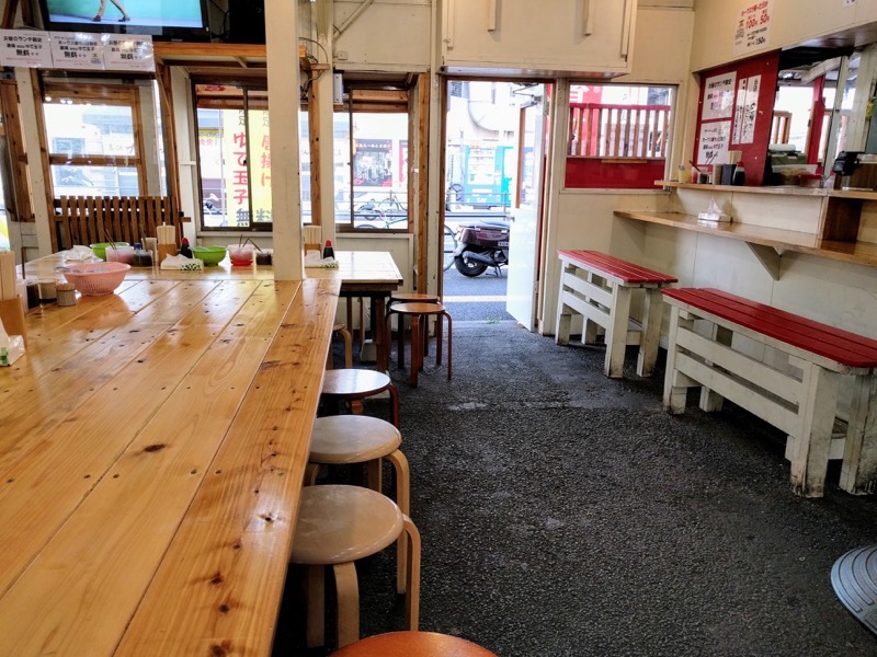 06カウンター席