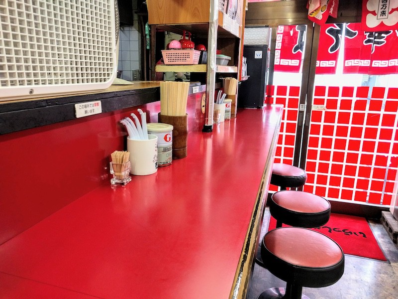 04カウンター席