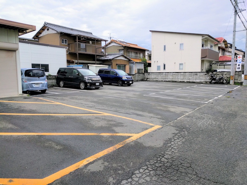 04駐車場.jpg 04駐車場