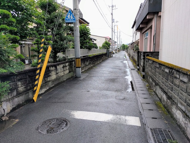 02駐車場への道.jpg 02駐車場への道