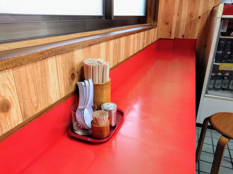 06カウンター席.jpg 06カウンター席