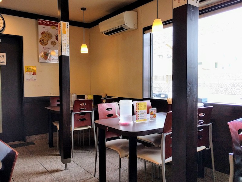 07テーブル席